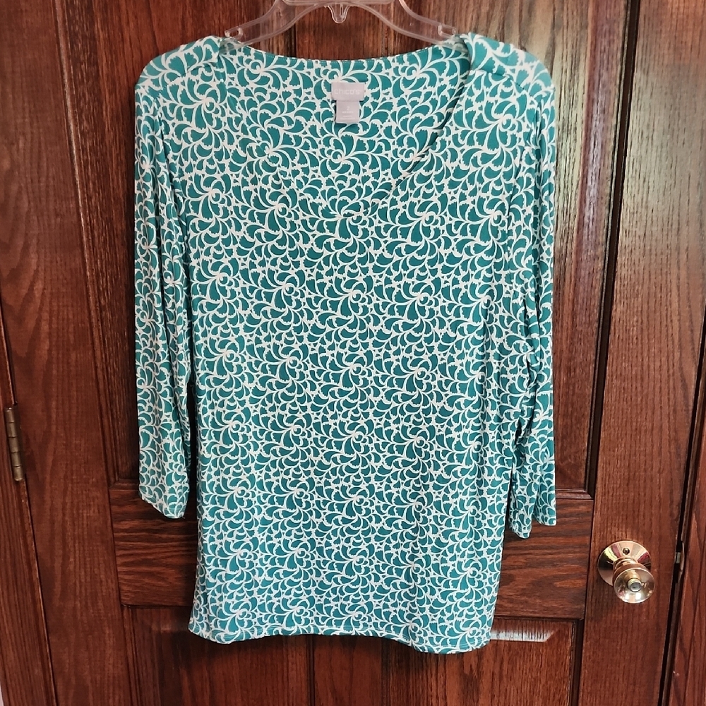 Chico's Green 3/4 Sleeve Relaxed Blouse